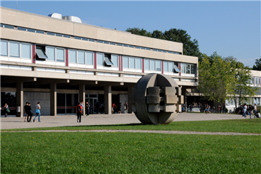里昂中央理工学院