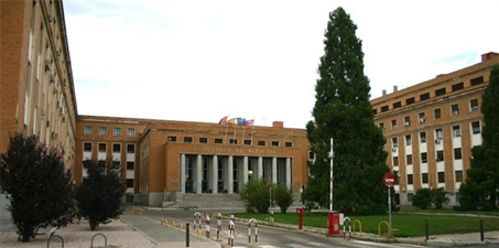 马德里康普顿斯大学